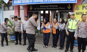 Kapolres Poso saat melakukan monitoring dibeberapa Pos PAM yang ada di wilayah Poso dan sekitarnya